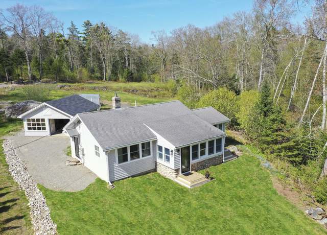 Property at 22 Bayview Dr, Stockton Springs, ME 04981, 2 beds, 1 bath