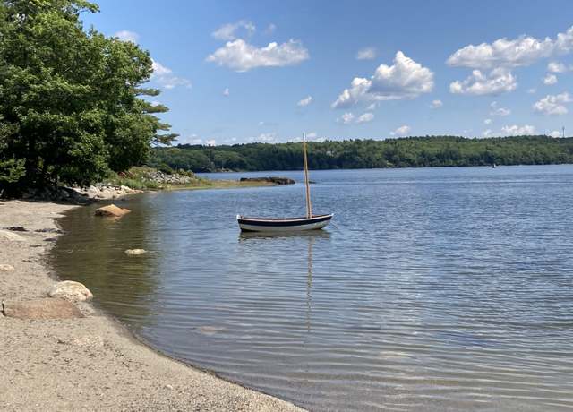 Property at 22 Bayview Dr, Stockton Springs, ME 04981, 2 beds, 1 bath