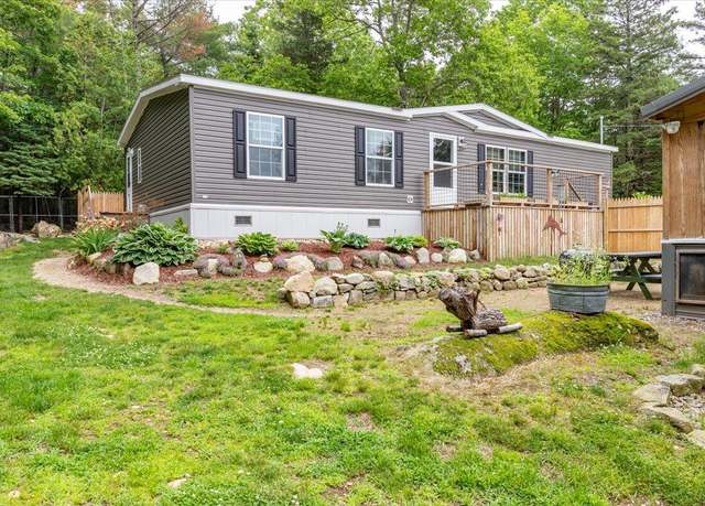 Property at 833 Sedgwick Ridge Rd, Sedgwick, ME 04676, 3 beds, 2 baths