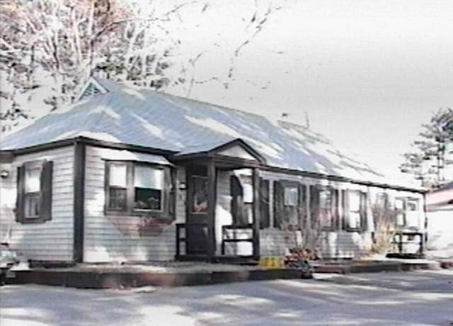 Property at 5-7 Macdougal St, Kittery, ME 03904, 3 beds, 2 baths