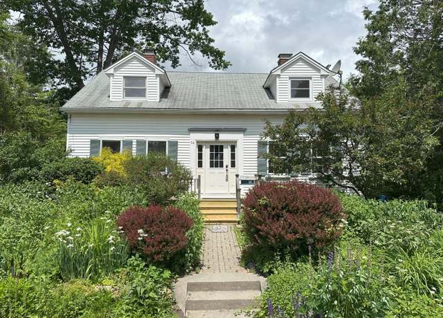 Property at 14 Pond St, Orono, ME 04473, 4 beds, 3 baths