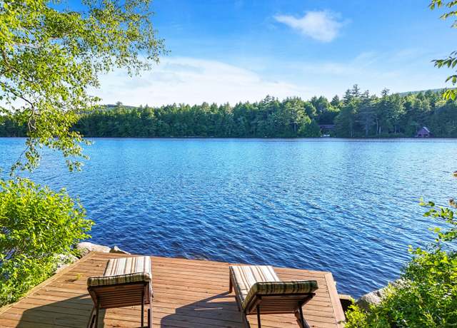 Property at 159 Peninsula Dr, Rome, ME 04963, 4 beds, 4 baths