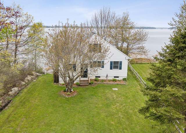 Property at 114 Birchmere Ln, Harpswell, ME 04079, 3 beds, 1 bath