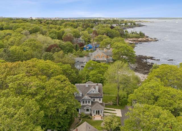 Property at 17 Birch Knls, Cape Elizabeth, ME 04107, 4 beds, 3.5 baths