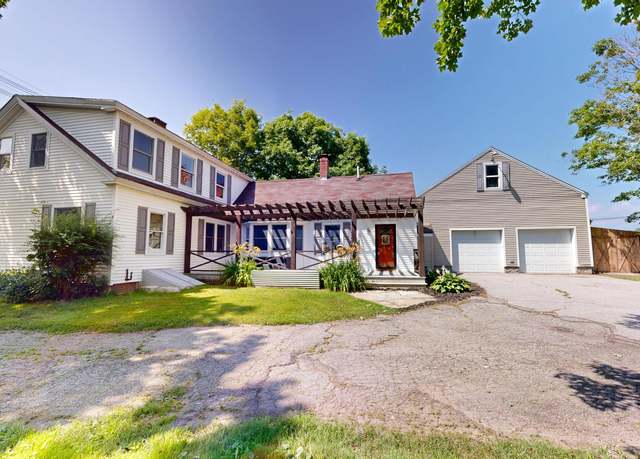Property at 1011 North River Rd, Auburn, ME 04210, 3 beds, 2 baths