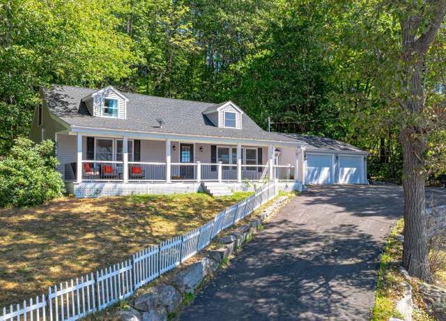 Property at 589 Roosevelt Trl, Naples, ME 04055, 3 beds, 2 baths