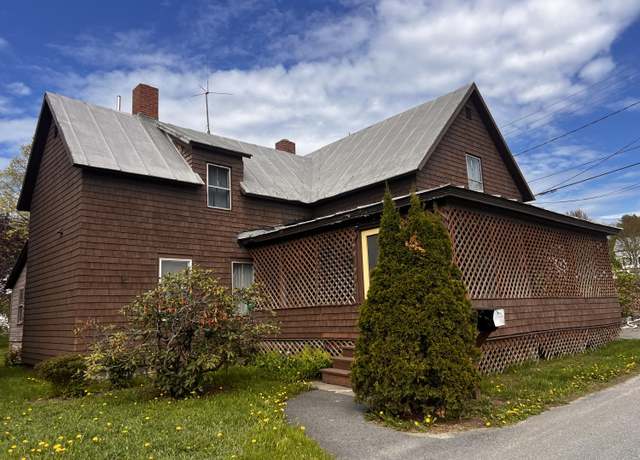 Property at 90 North Ave, Skowhegan, ME 04976, 2 beds, 2 baths