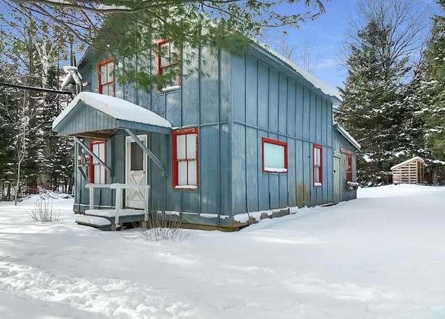 Property at 6049 Arnold Trl, Coburn Gore, ME 04936, 3 beds, 0.5 baths