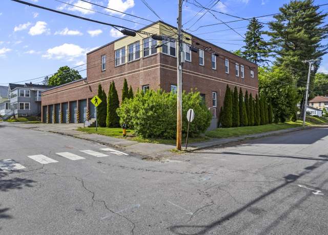 Property at 35 Franklin St, Augusta, ME 04330, 3 beds, 1.5 baths