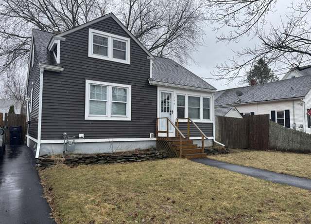 Property at 144 14th St, Bangor, ME 04401, 3 beds, 1 bath