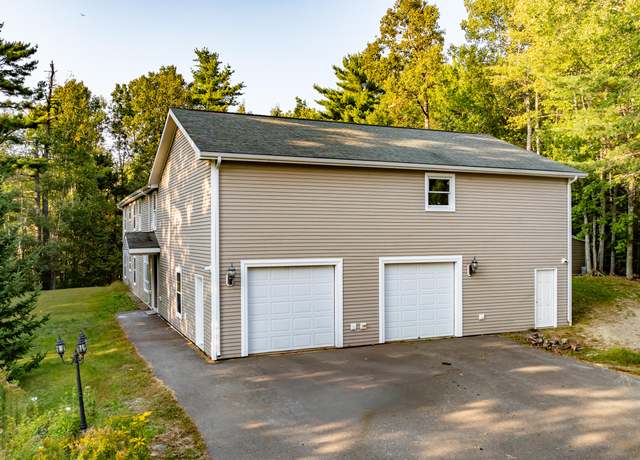 Property at 23 Millvale Rd, Bucksport, ME 04416, 6 beds, 3 baths