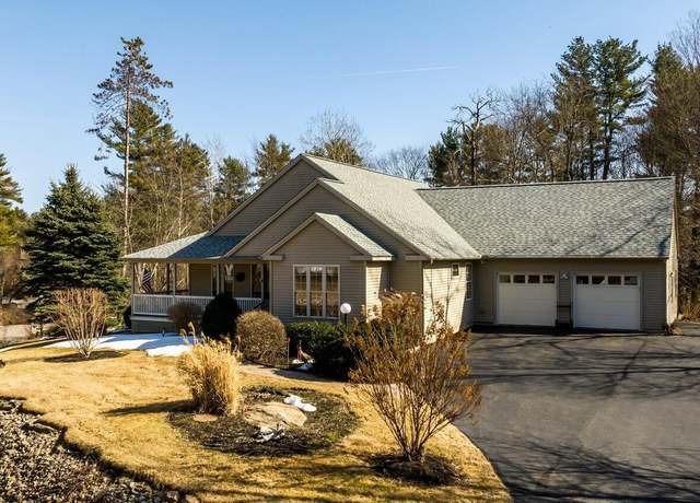 Property at 4 Squire Ln, York, ME 03909, 3 beds, 2 baths