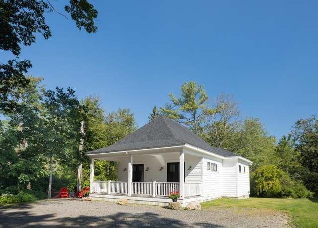 Property at 5 Atlantis Ln, York, ME 03909, 2 beds, 2 baths