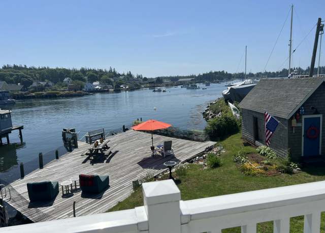 Property at 55 W West Main St, Vinalhaven, ME 04863, 4 beds, 2 baths