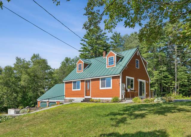 Property at 345 Meadow Rd, Topsham, ME 04086, 4 beds, 2 baths