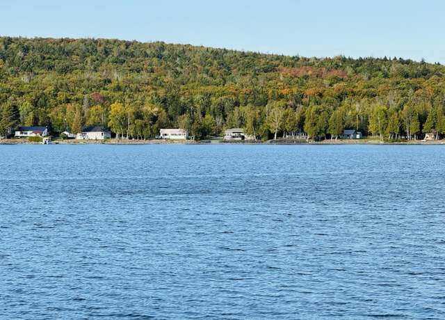 Property at 397 West Van Buren Cove Rd, T17 R3 Wels, ME 04785, 4 beds, 1 bath