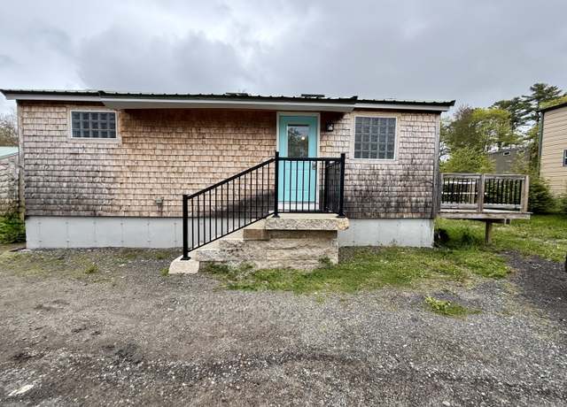 Property at 40 Shorebreezes Ln #40, Kennebunk, ME 04043, 1 bed, 1 bath
