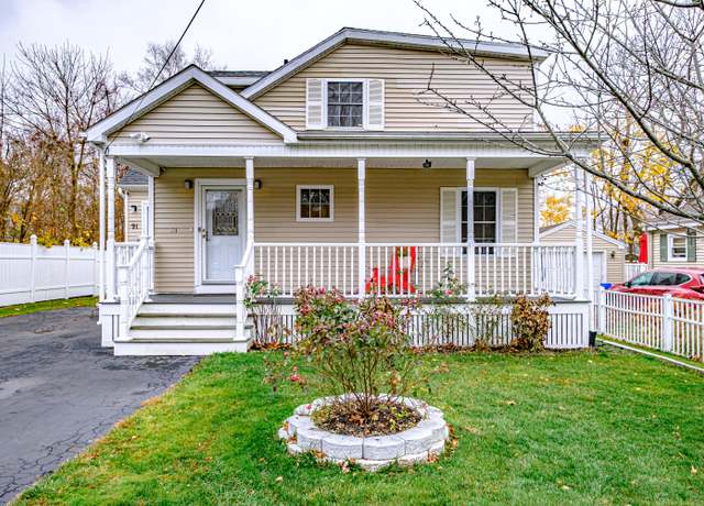 Property at 91 South Richland St, South Portland, ME 04106, 3 beds, 2 baths