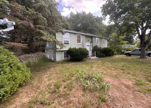 Property at 19 Rosewood Cir, Sanford, ME 04083, 4 beds, 1.5 baths