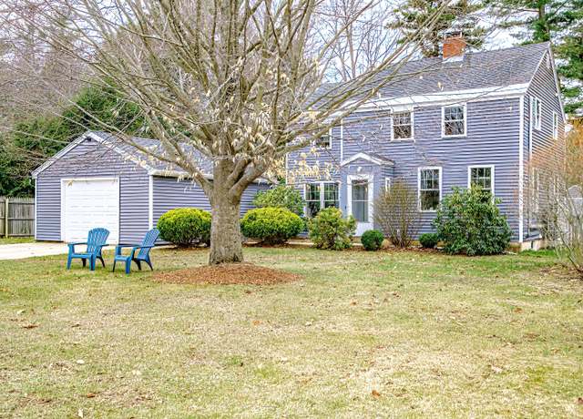Property at 8 Dunstan Ave, Scarborough, ME 04074, 3 beds, 1 bath