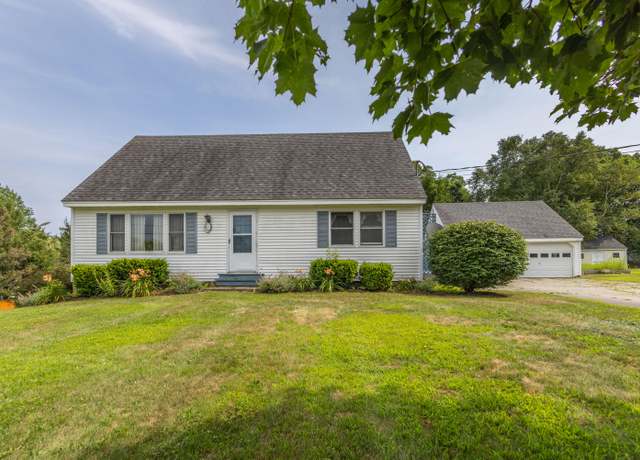 Property at 25 Mountain View Dr, Rockland, ME 04841, 3 beds, 2 baths