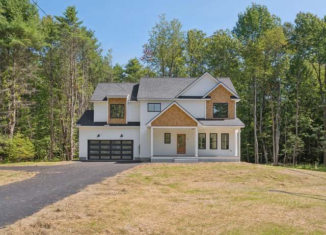 Property at 8 Statler Ln, Freeport, ME 04032, 4 beds, 2.5 baths