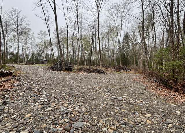 Property at 352 Gardiner Rd, Dresden, ME 04342