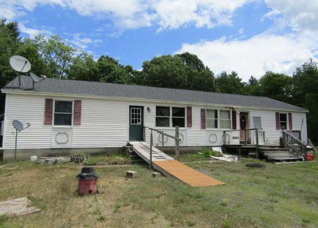 Property at 10 Arlene Ln, Berwick, ME 03901, 4 beds, 2 baths