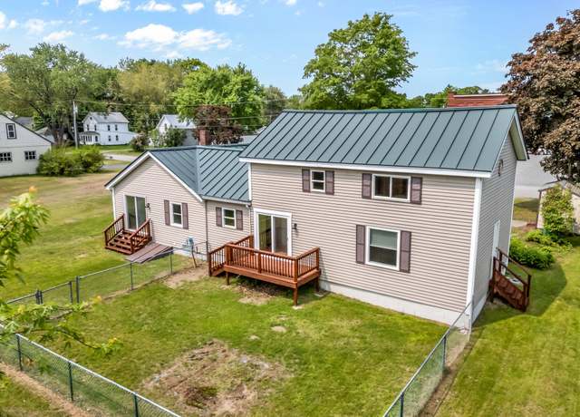 Property at 24 Locust St, Madison, ME 04950, 5 beds, 2.5 baths