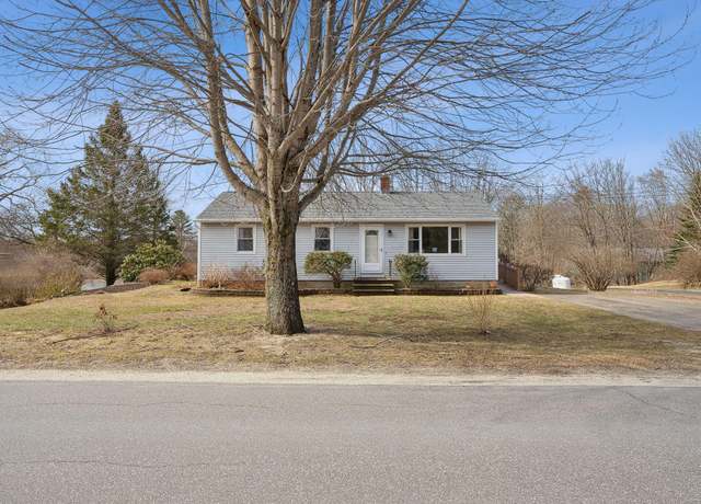 Property at 174 River Rd, Topsham, ME 04086, 3 beds, 1 bath