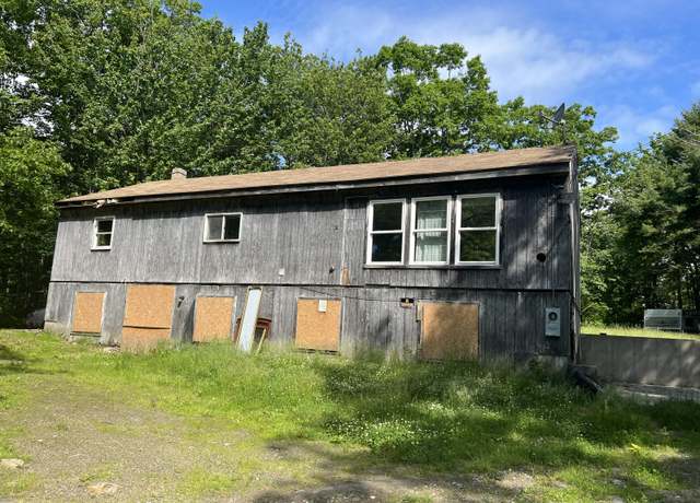 Property at 161 Bog Rd, Rockland, ME 04841, 3 beds, 1 bath