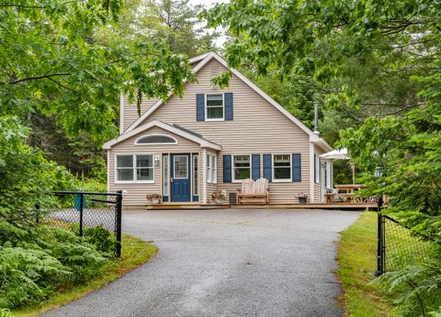 Property at 39 Kitteridge Brook Rd, Bar Harbor, ME 04609, 3 beds, 2 baths