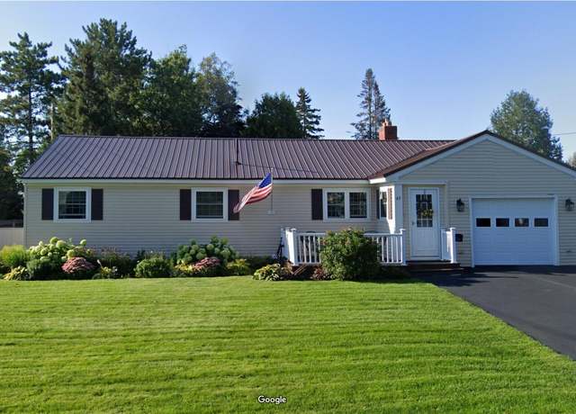 Property at 43 Rose St, Caribou, ME 04736, 3 beds, 1.5 baths