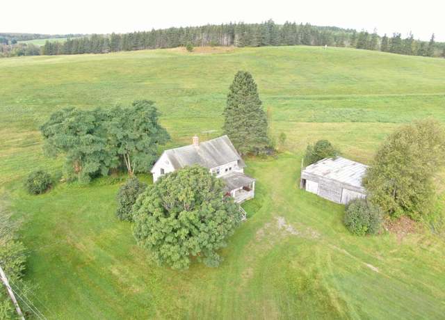 Property at 147 Lake Rd, Van Buren, ME 04785, 5 beds, 1.5 baths