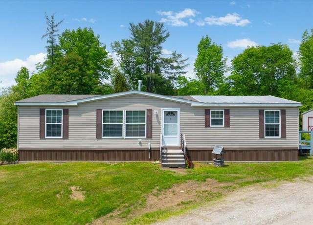 Property at 39 Chase Rd, Readfield, ME 04355, 3 beds, 2 baths