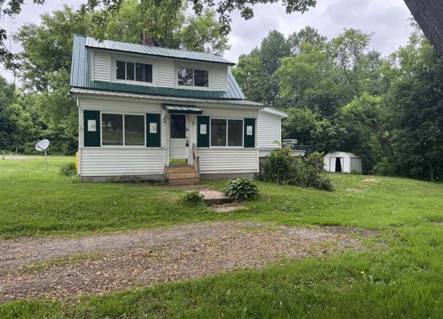 Property at 32 Maple St, Fairfield, ME 04937, 2 beds, 1 bath