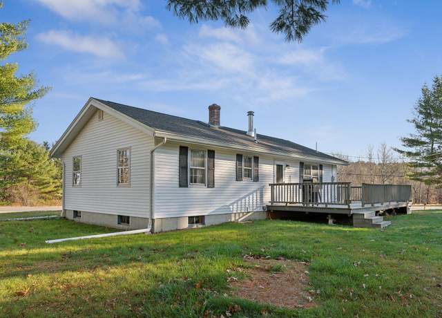 Property at 492 Webber Pond Rd, Vassalboro, ME 04989, 3 beds, 1.5 baths