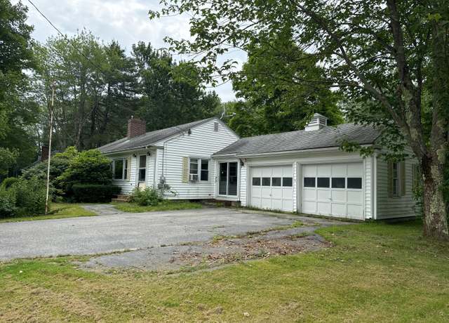 Property at 6 Lunt Rd, Falmouth, ME 04105, 2 beds, 1 bath