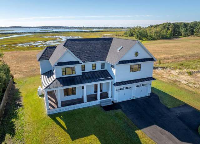 Property at 49 Seavey Landing Rd, Scarborough, ME 04074, 4 beds, 3.5 baths