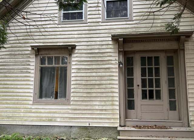 Property at 378 Commercial St, Rockport, ME 04856, 4 beds, 3 baths