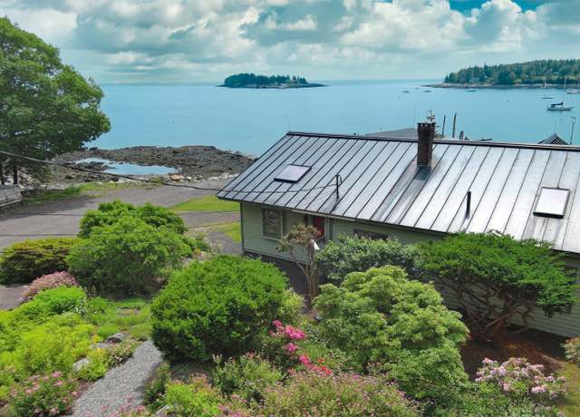 Property at 47 Barters Point Rd, Saint George, ME 04860, 3 beds, 2.5 baths