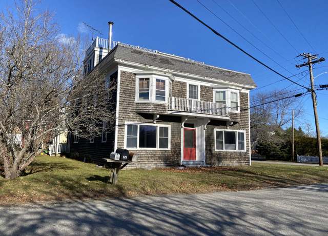 Property at 101 Derby Rd, Islesboro, ME 04848, 4 beds, 2.5 baths