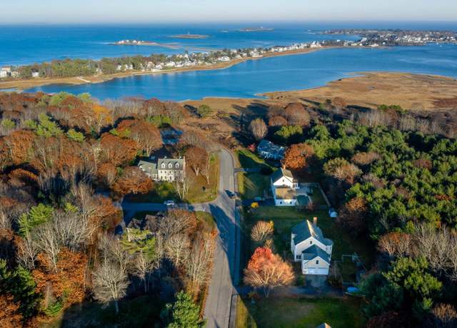 Property at 8 Days Lndg, Biddeford, ME 04005, 4 beds, 3.5 baths