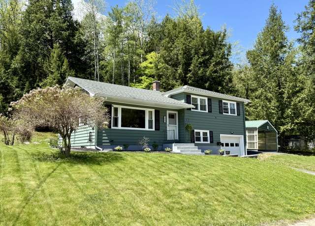 Property at 665 Penobscot St, Rumford, ME 04276, 4 beds, 1.5 baths