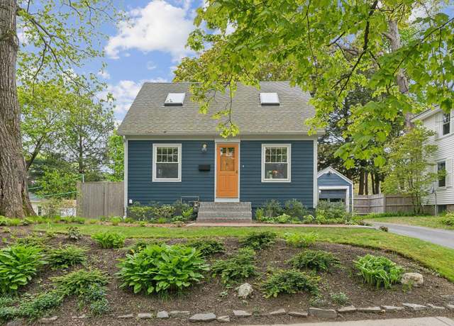Property at 138 Whitney Ave, Portland, ME 04102, 2 beds, 1 bath