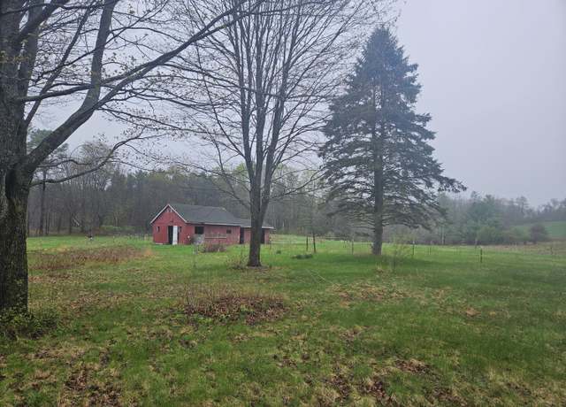 Property at 51 Witham Rd, Auburn, ME 04210, 2 beds, 1 bath