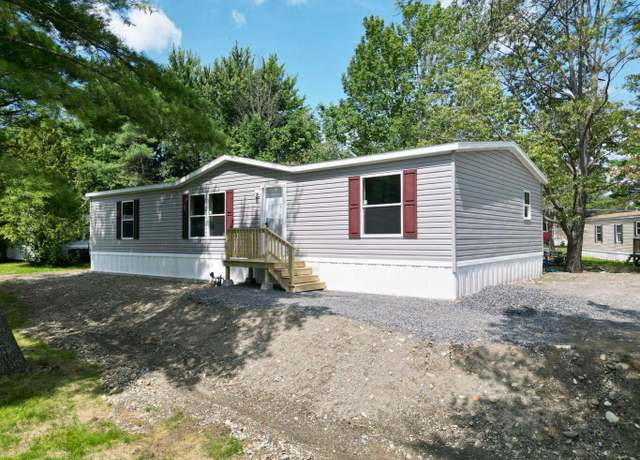 Property at 82 Red Sox Dr, Waterville, ME 04901, 3 beds, 2 baths