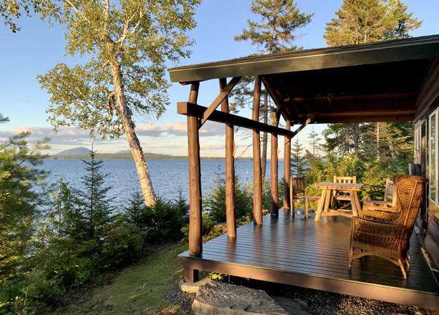 Property at 9 Friendship Way, Sandbar Tract Twp, ME 04478, 5 beds, 2.5 baths