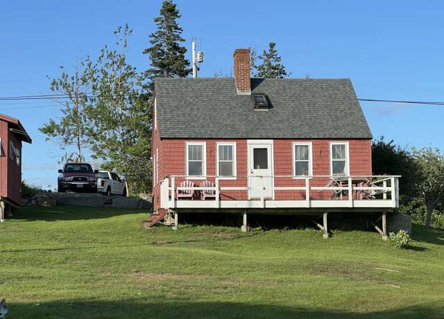 Property at 129 E East Boston Rd, Vinalhaven, ME 04863, 2 beds, 1 bath