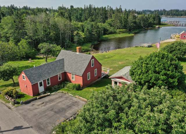 Property at 129 E East Boston Rd, Vinalhaven, ME 04863, 2 beds, 1 bath